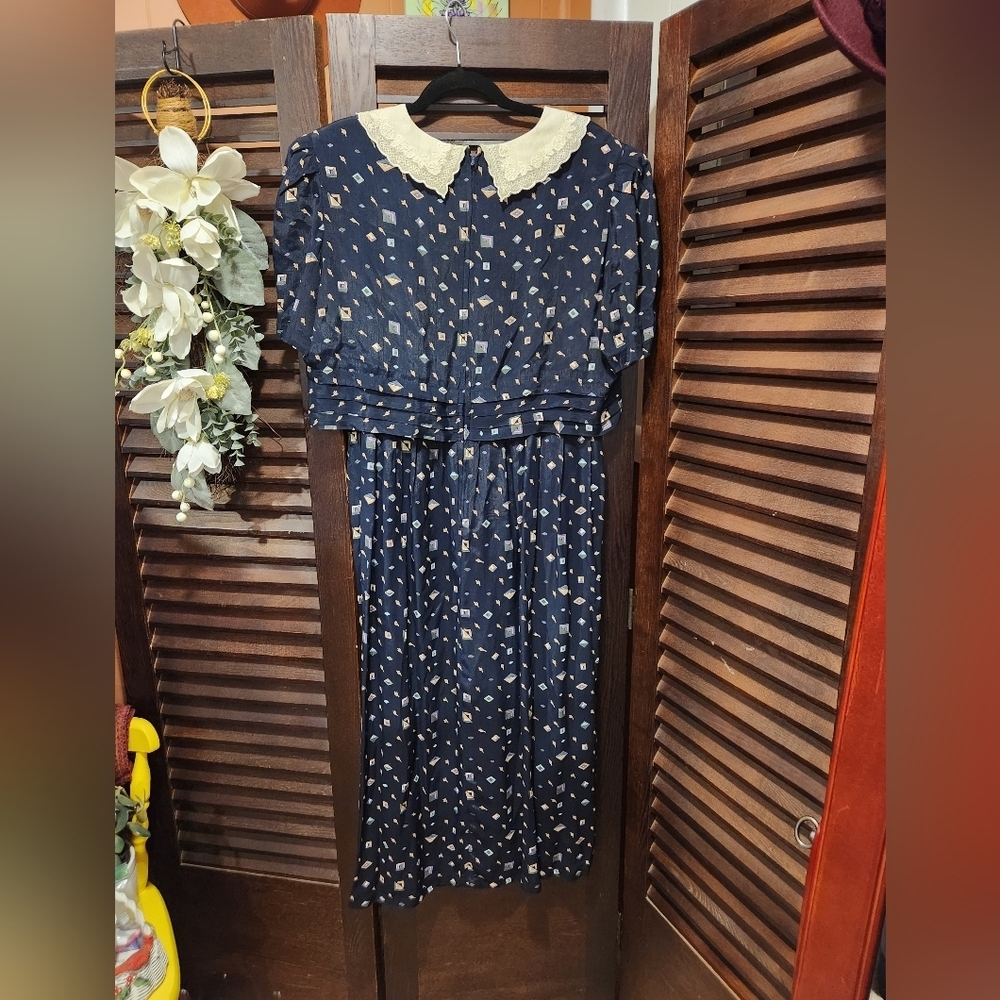 Vintage Navy Blue Midi Dress with Cream Peter Pan Collar